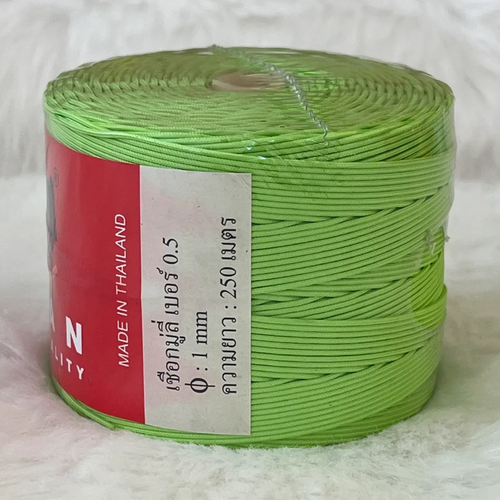 สีเขียวตอง