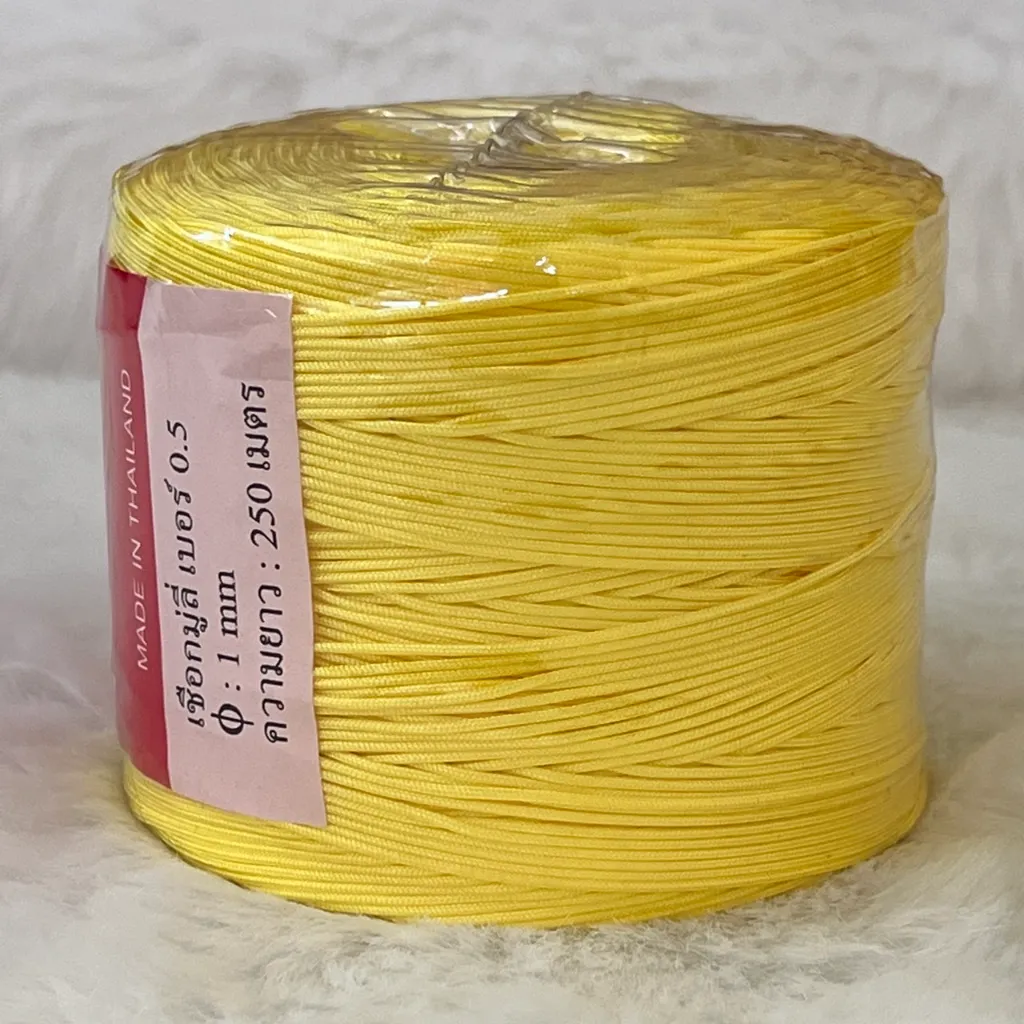 สีเหลืองสด